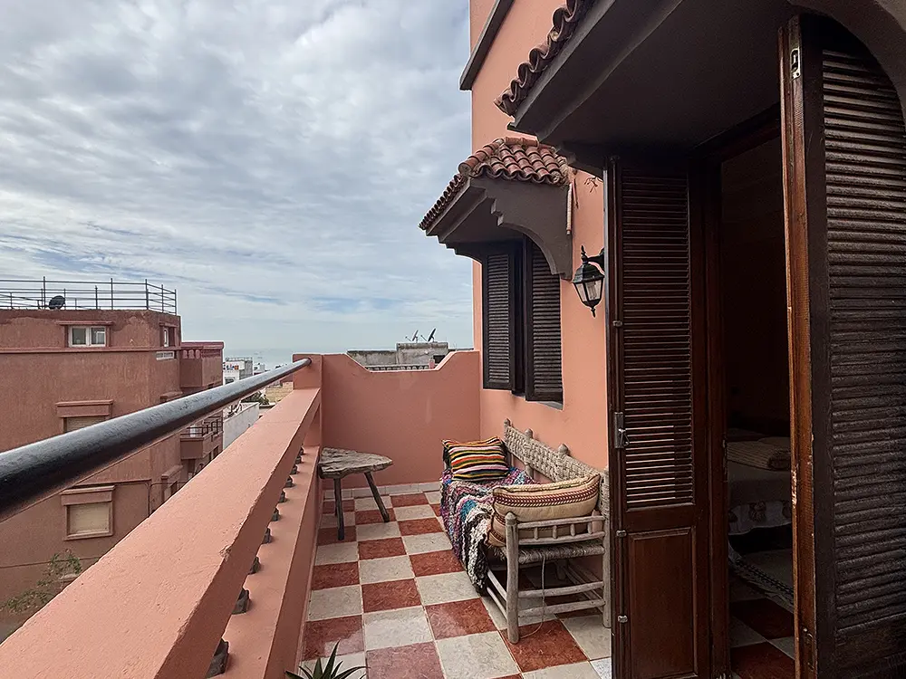 4_Double Bed with Private Large Balcony 7