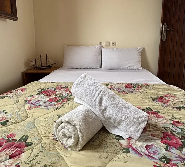 6_ Double Bed with Private Bathroom 2